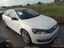 Volkswagen Passat Se 2014 White 1.8L