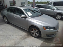 Volkswagen Passat Se 2012 Silver 2.5L