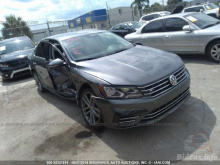 Volkswagen Passat 2017 Gray 1.8L