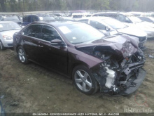 Volkswagen Passat 2013 Maroon 2.5L