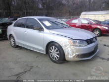 Volkswagen Jetta 2013 Silver 2.0L