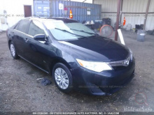 Toyota Camry 2013 Blue 2.5L