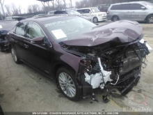 Toyota Avalon 2014 Maroon 2.5L