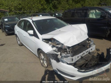 Ford Focus Se 2016 White 2.0L