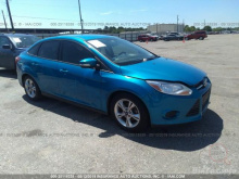 Ford Focus 2014 Blue 2.0L