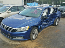 2017 VOLKSWAGEN PASSAT SE