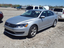 2014 VOLKSWAGEN PASSAT S