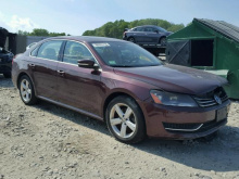 2013 VOLKSWAGEN PASSAT SE