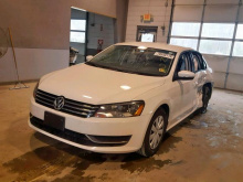 2013 VOLKSWAGEN PASSAT S