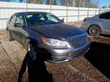 2013 CHRYSLER 200 LX