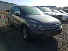 2012 VOLKSWAGEN TIGUAN S