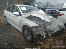 Volkswagen Jetta S/Se/R-Line 2019 White 1.4L