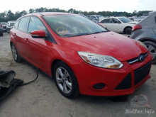 Ford Focus Se 2013 Red 2.0L 4