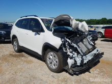 Subaru Forester 2020 White 2.5L 4