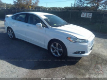 Ford Fusion Se 2013 White 2.5L