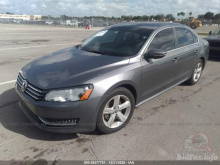 Volkswagen Passat Se 2012 Gray 2.5L