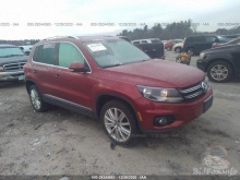 Volkswagen Tiguan Se W/Sunroof & Nav 2012 Red 2.0L