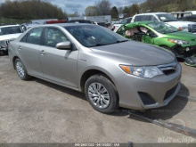 Toyota Camry Hybrid Le/Xle/Se Limited Edition 2014 Beige 2.5L