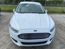 Ford Fusion Se 2015 White 2.5L 4