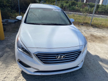 Hyundai Sonata Se 2016 White 2.4L 4