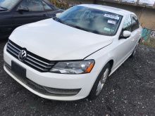 Volkswagen Passat Se 2014 White 1.8L 4