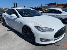 Tesla Model S 2012 P85 White