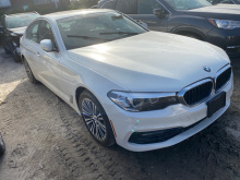 Bmw 530 Xi 2018 White 2.0L