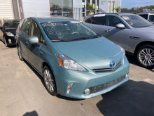 Toyota Prius V 2014 Blue 1.8L