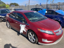 Chevrolet Volt 2014 Red 1.4L