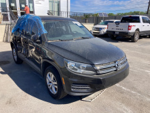 Volkswagen Tiguan S 2014 Black 2.0L