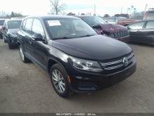 Volkswagen Tiguan Se 2014 Black 2.0L