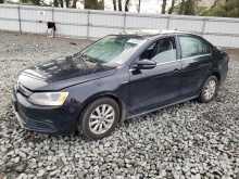 Volkswagen Jetta Hybrid 2013 Black 1.4L 