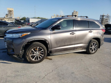 Toyota Highlander Se 2017 Gray 3.5L