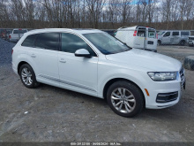 Audi Q7 3.0T Premium 2017 White 3.0L