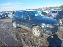  Volkswagen Tiguan Se 2015 Black 2.0L