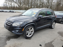 Volkswagen Tiguan S 2012 Black 2.0L