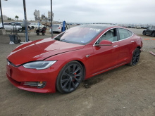 Tesla Model S 2018 Red