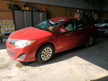  Toyota Camry Hybrid 2014 Red 2.5L