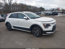 Kia Niro Plug-In Hybrid Ex 2024 White 1.6L 