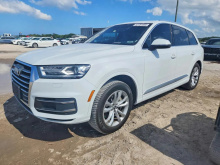 Audi Q7 Premium 2017 White 2.0L