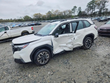 Subaru Forester 2025 White 2.5L
