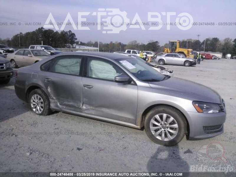 Volkswagen Passat 2013 Silver 2.5L