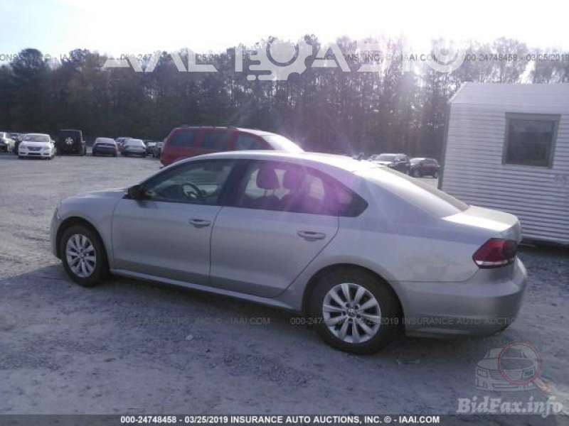 Volkswagen Passat 2013 Silver 2.5L