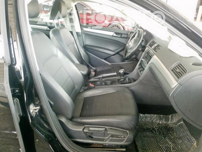 2015 VOLKSWAGEN PASSAT S