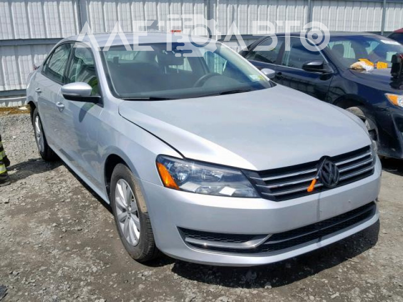2013 VOLKSWAGEN PASSAT S