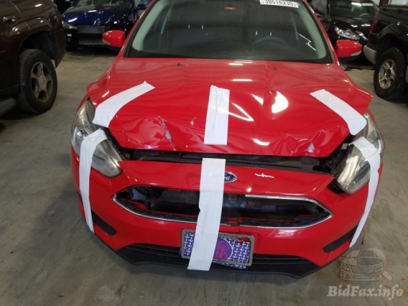 Ford Focus Se 2015 Red 2.0L 4