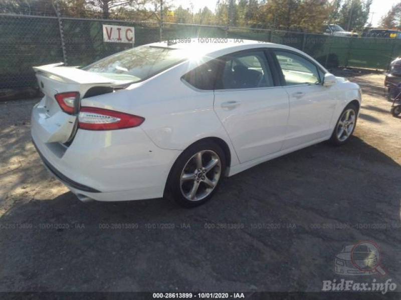 Ford Fusion Se 2013 White 2.5L