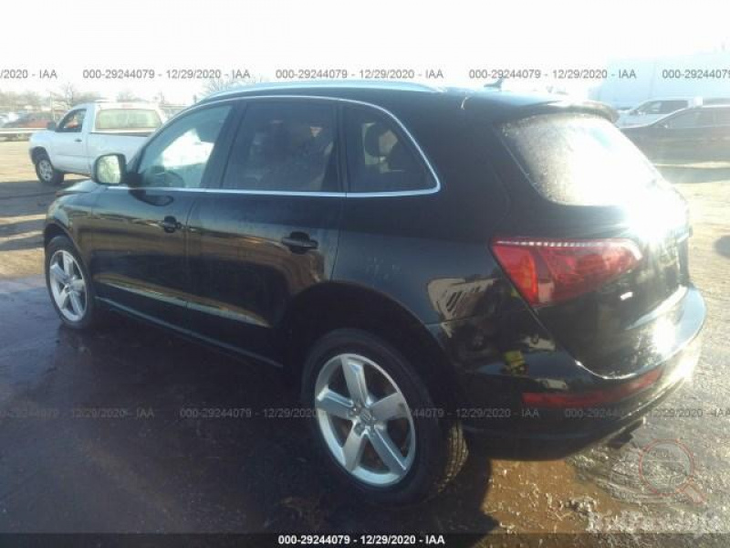 Audi Q5 2.0T Premium Plus 2011 Black 2.0L