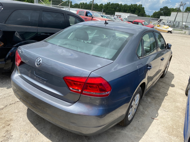 Volkswagen Passat S 2013 Gray 2.5L