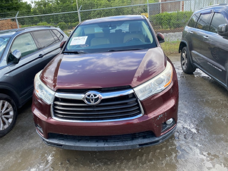 Toyota Highlander Le 2014 Red 3.5L